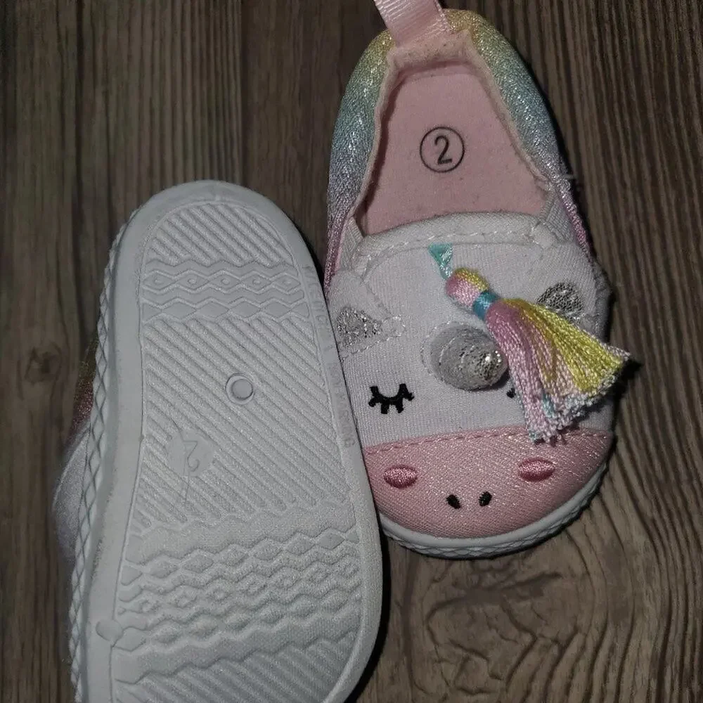 Baby Girl Sporty Shoe Bundle 🎇 🎆🎇 🎆 EUC